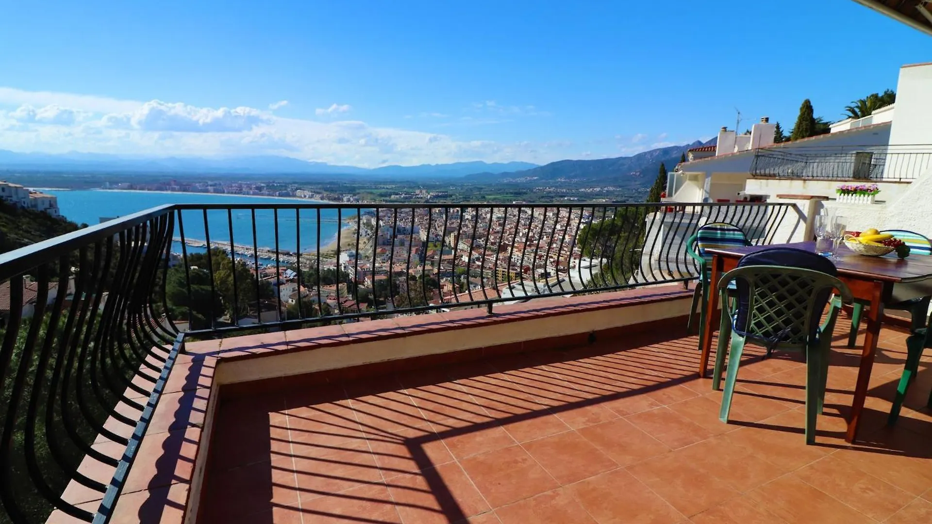 Apartment In Nature Ρόζες